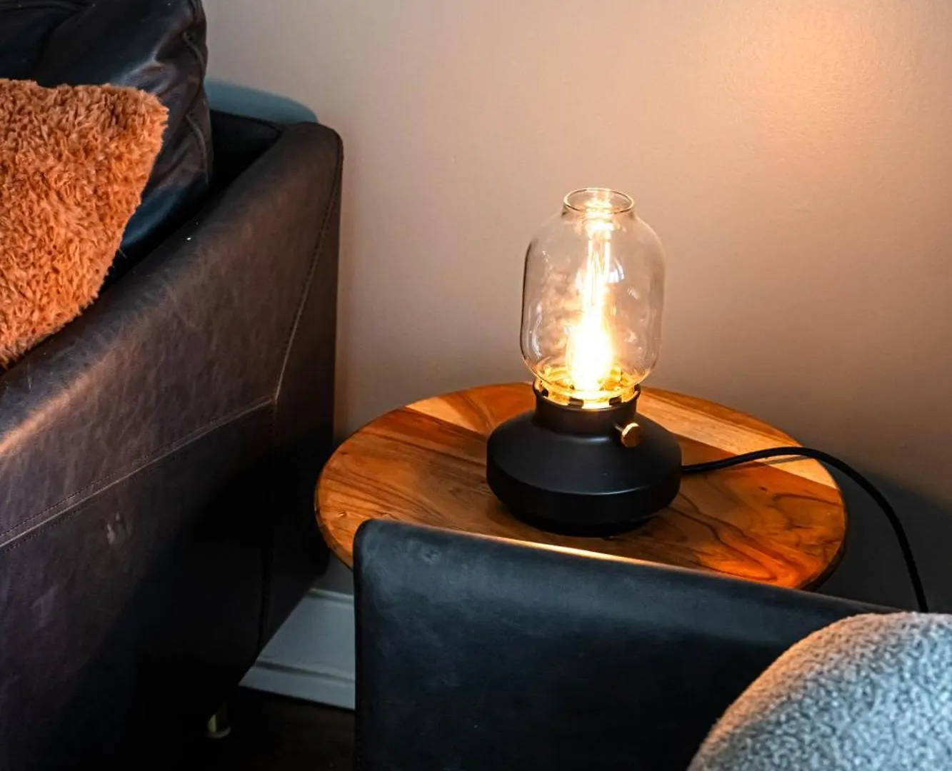 The Hideaway Hub Apartment Toronto